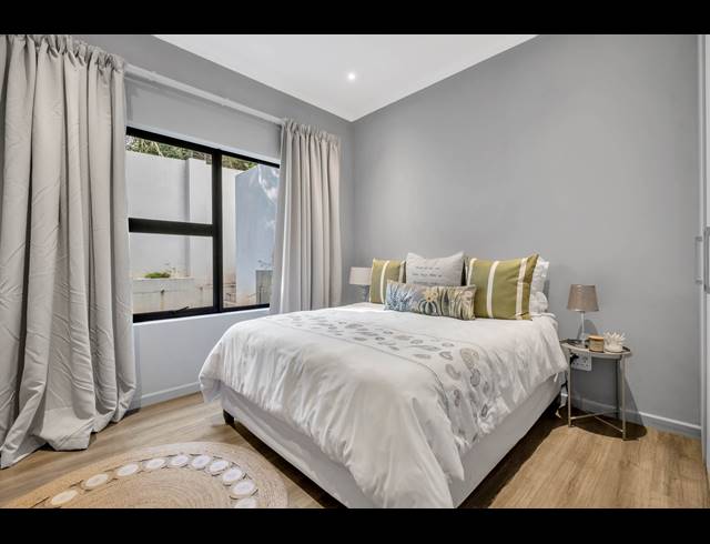 2 BEDROOM APARTMENT FOR SALE IN ROSEBANK